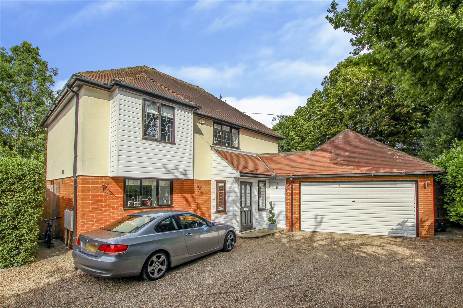 Hall Green Lane, Hutton, Brentwood Keith Ashton